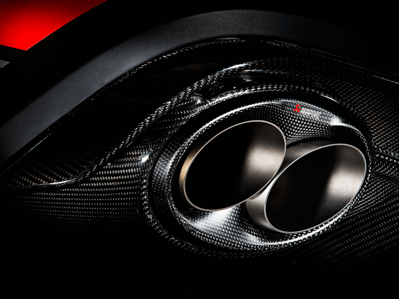 Laden Sie das Bild in Galerie -Viewer, Akrapovic Evolution Line (Titan) - AUDI RS 6 AVANT (C7) 2018